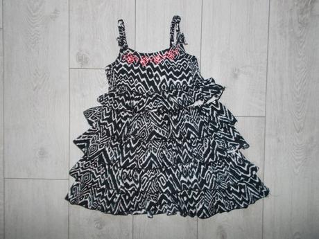 Dievcenske saty 6-7 rokov, lindex,122