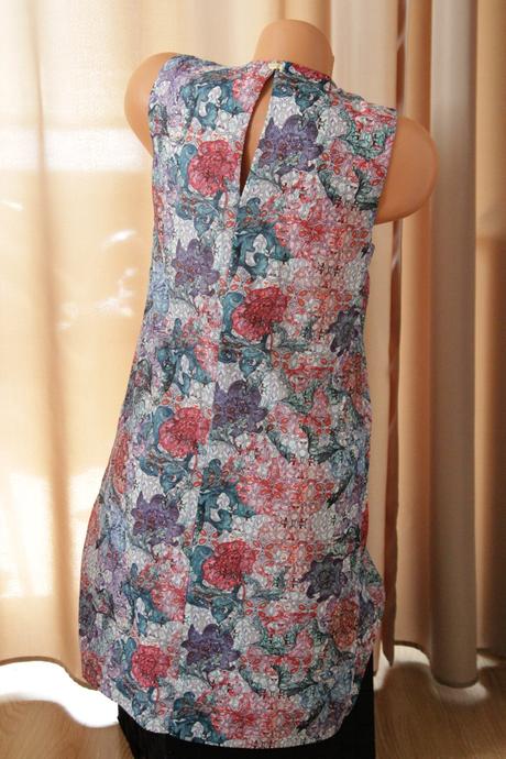 Kvietkované šaty s, s