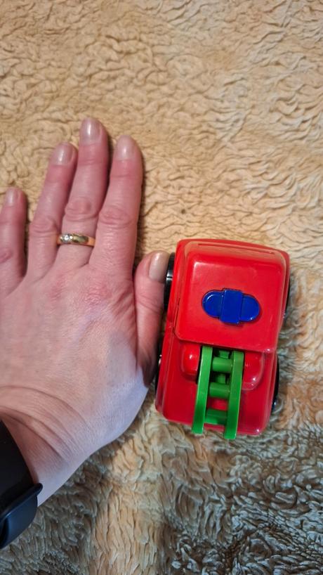 Plastové autíčko, 