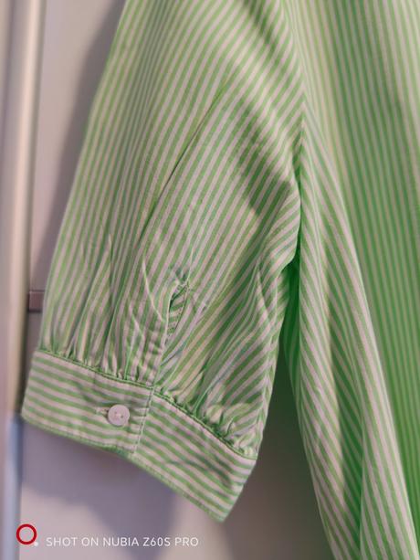 Karl lagerfeld originál úžasné dámske šaty m, m