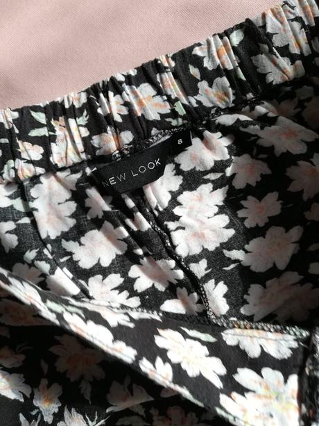 Dievčenské šortky, new look,36