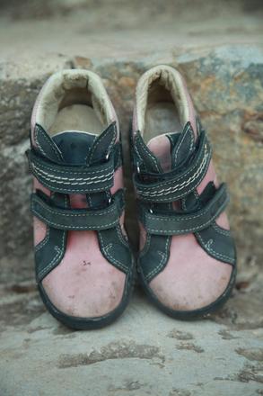 Členkové tenisky, 26