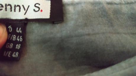 Sukňa s krajkou, 44