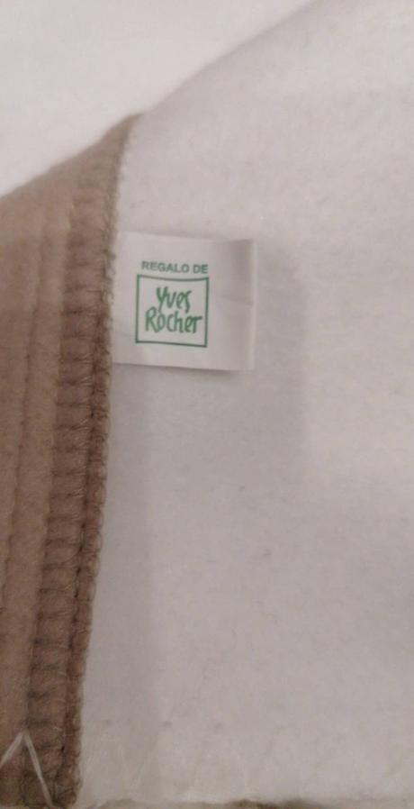 Šál a čiapka yves rocher, 134