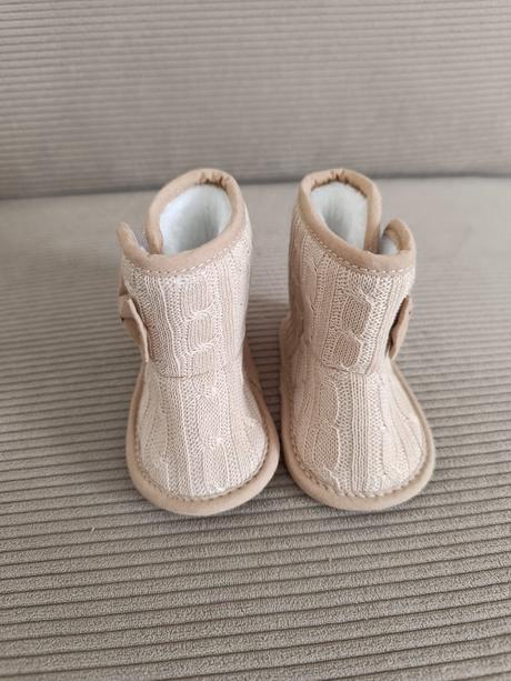 Béžové čižmičky pre bábätká, <17