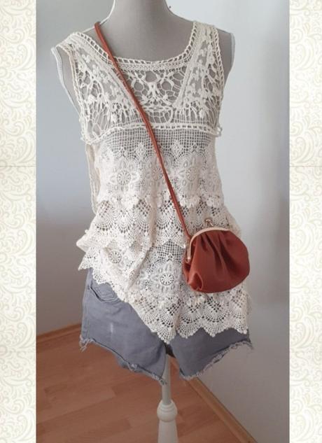 Krásna čipková blúzka, s