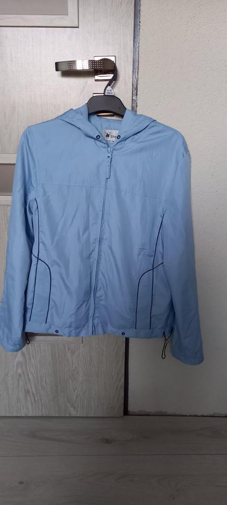 Dámska prechodná tenká bunda, m