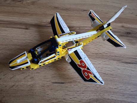 Lego technic 42117 a lego technic 42044, 