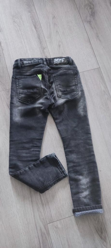 Zateplené chlapčenské rifle, chapter young,146