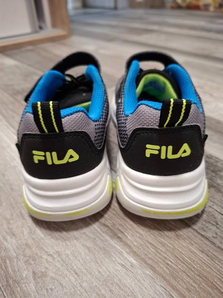 Yenisky fila, fila,33