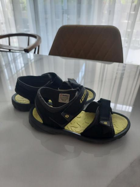 Sandále, lotto,34