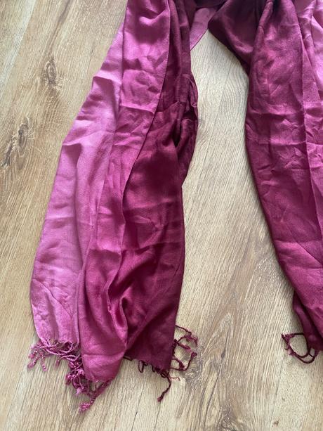 Šal ruzovy kašmir, 