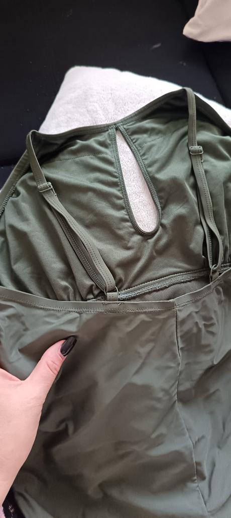 Sťahujúce plavky, xxl