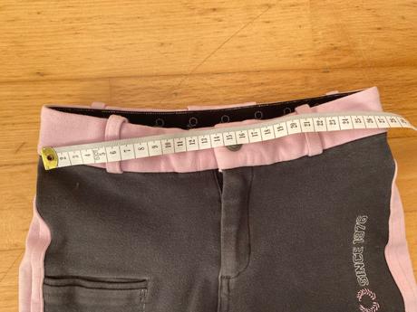 Jazdecké nohavice, 122