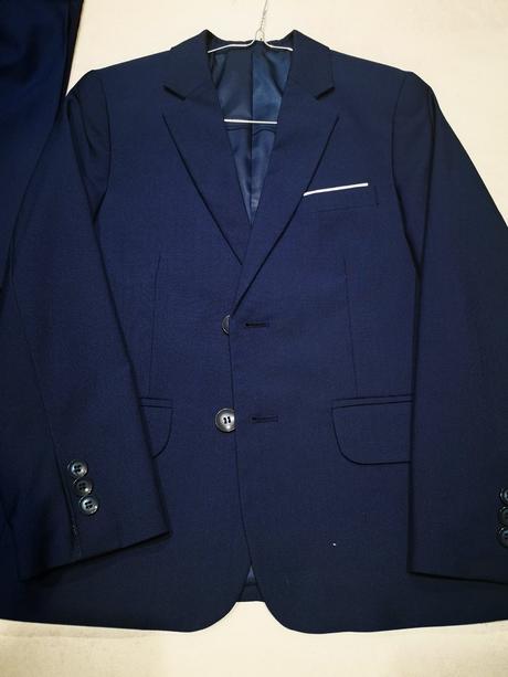 Chlapčenský oblek standar, 134