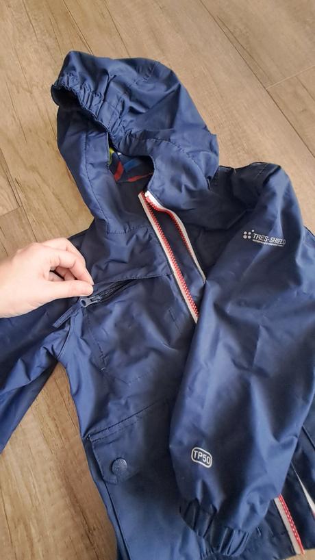 Jesenná/jarná vetrovka, 98