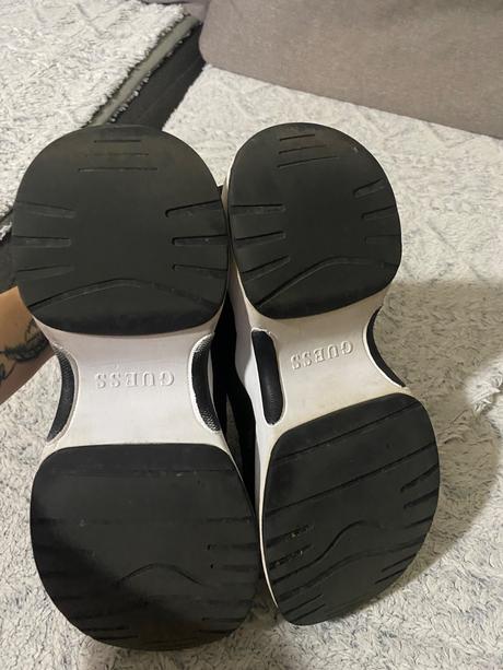Guess tenisky, guess,40