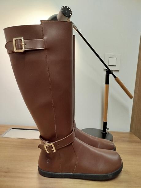 Shapen barefoot vysoké čižmy glam brown vegan, 40
