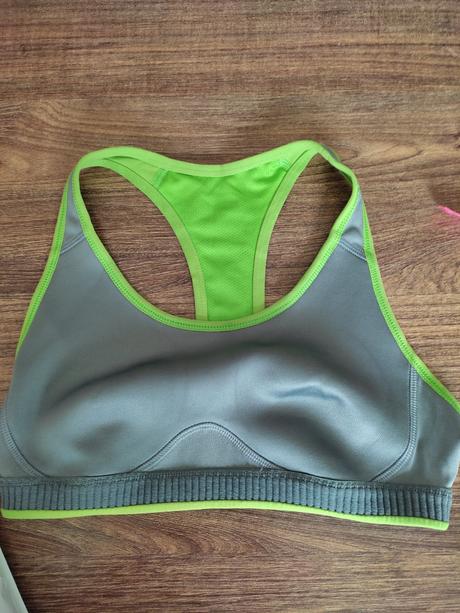 Sportova podprsenka, nike,s