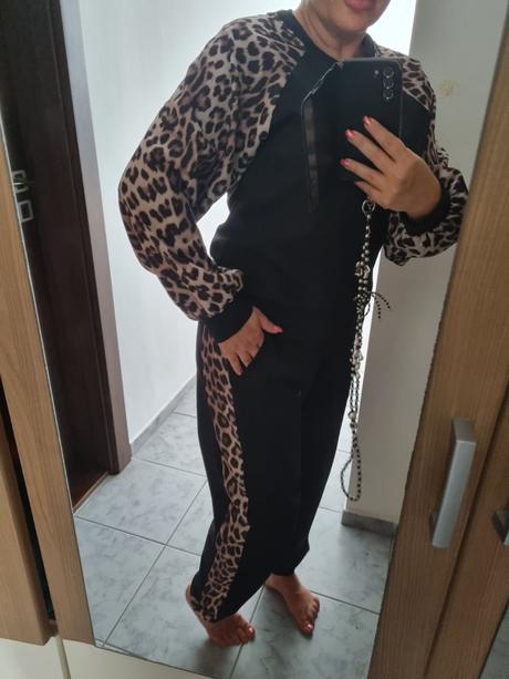 Dámska teplaková súprava, 