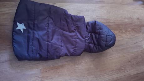 Dievčenská vesta, 104