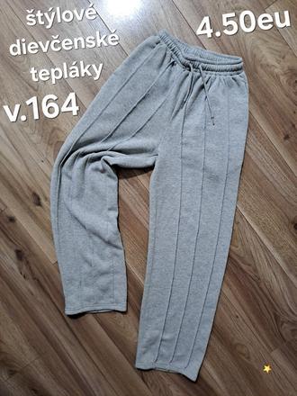 Dievčenské tepláky, 164