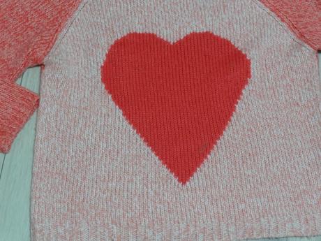 Dámsky pulover so srdcom, atmosphere,l