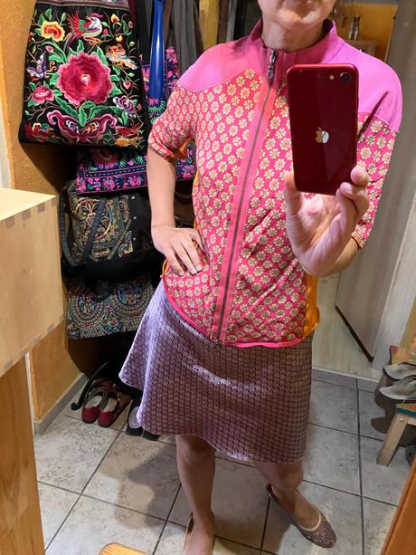 Farebný svetrík s krátkym rukávom, 38