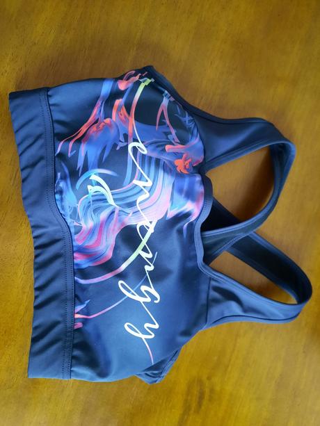 Sportova podprsenka, s