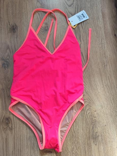 Jednodielne plavky zn. lorin, 40 / l