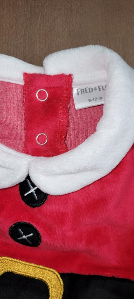 Mikulášske šaty, 74