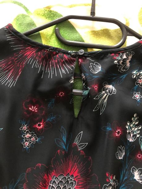 Vzorované šaty, c&a,34