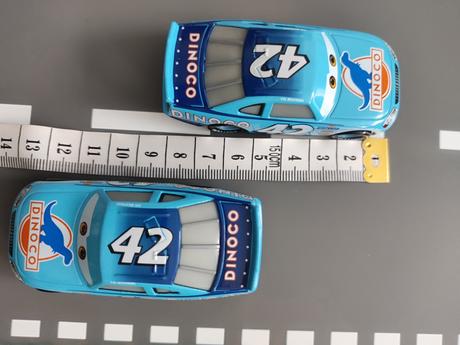 Autá cars séria mcqueen, 