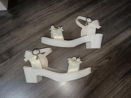 Topánky, sandálky č. 35, 35