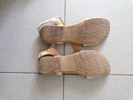 Sandále, lasocki,37