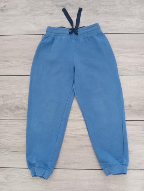 3x tepláky 110/116, lupilu,110