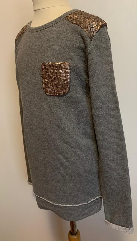 Benetton mikina s flitrami, 158