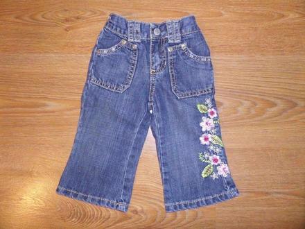 Vyšívané rifle, desigual,86