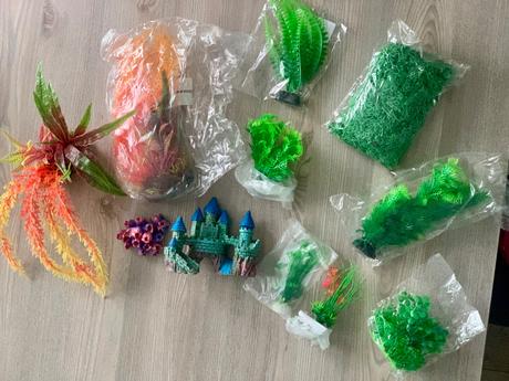 Akváriové dekorácie , náplň do filtra,