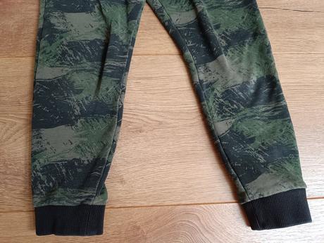 Khaki teplaky 122, f&f,122