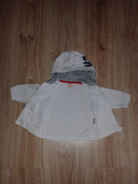 Biela mikina s modrou potlacou, 68