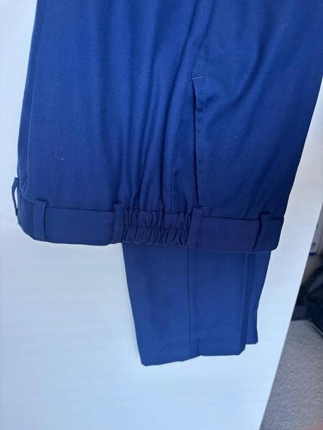 Ferrano oblek v.146, 146