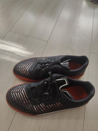 Halovky, kipsta,35
