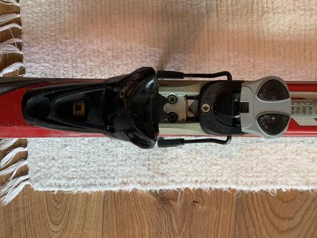 Pradaj lyže+lyžiarky+palice (pre veľ. nohy 43), fischer,170-180 cm