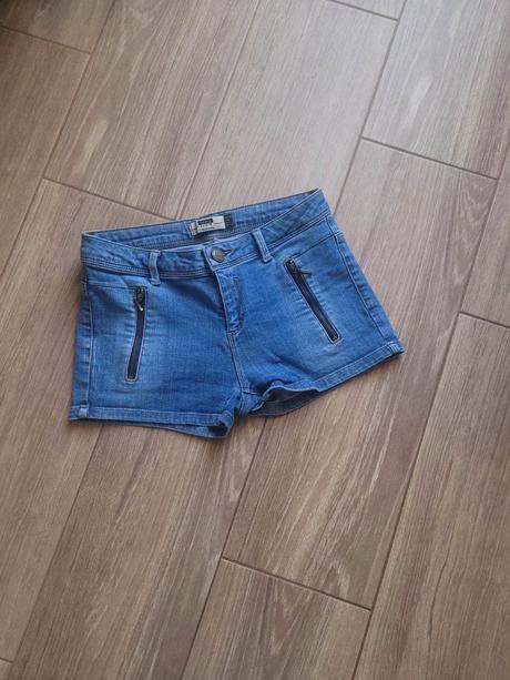 Dzinsove sortky, bershka,xs