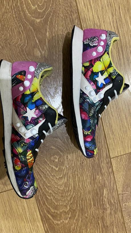 Converse, converse,37