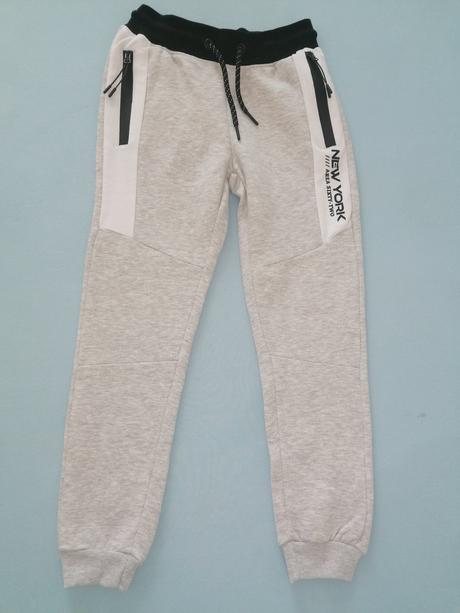 Tepláky 134/140, 140