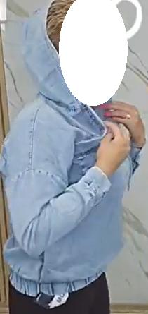 Nová s visačkou riflová bundo-košeľa s kapucňou,
