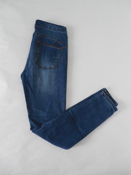 Tmavomodré rifle, 36