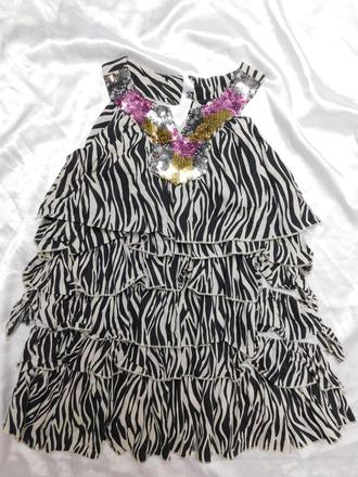 Pekne letne šaty, 122